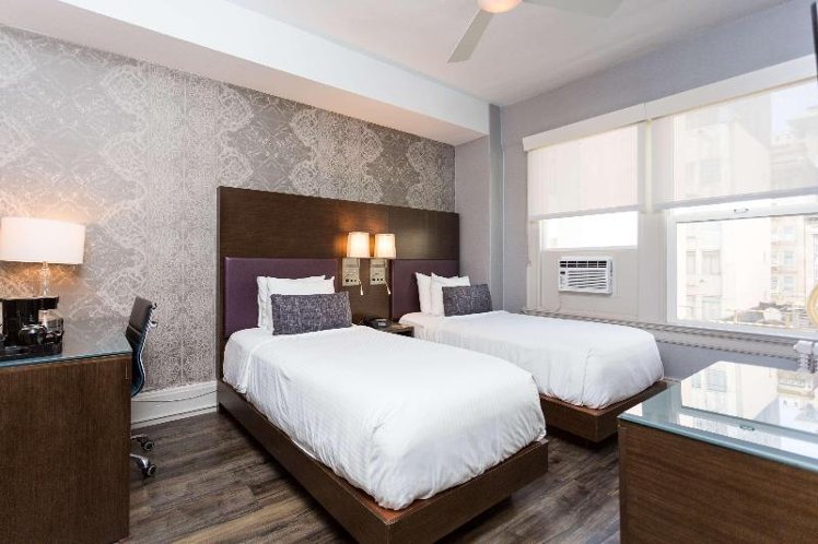 TWIN STANDARD Room