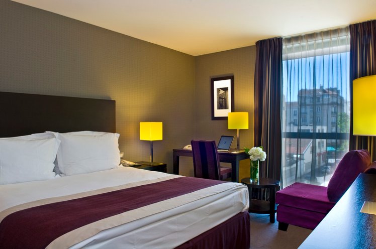 SINGLE STANDARD Room