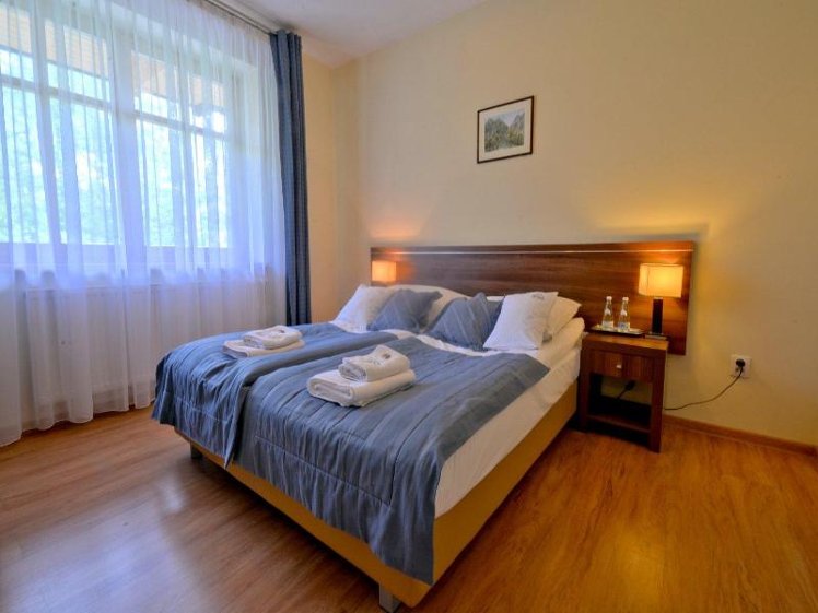 DOUBLE STANDARD Room