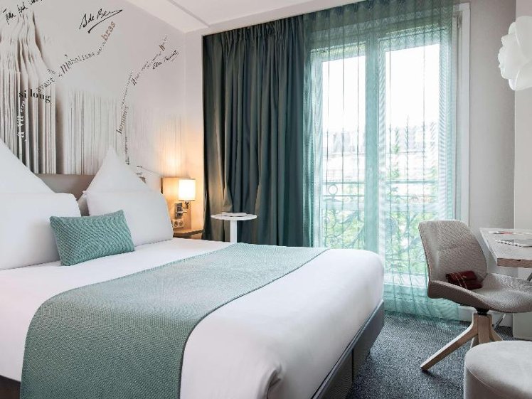 DOUBLE WITH DOUBLE BED Room