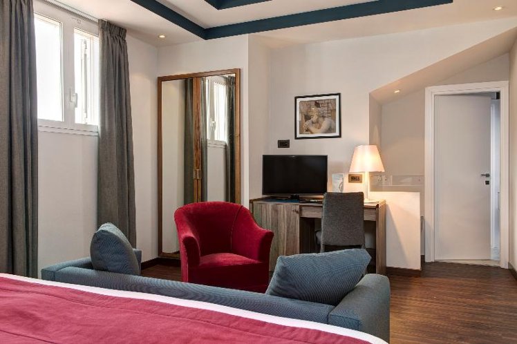 Double or Twin SUPERIOR Room