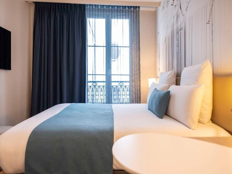 DOUBLE WITH DOUBLE BED Room