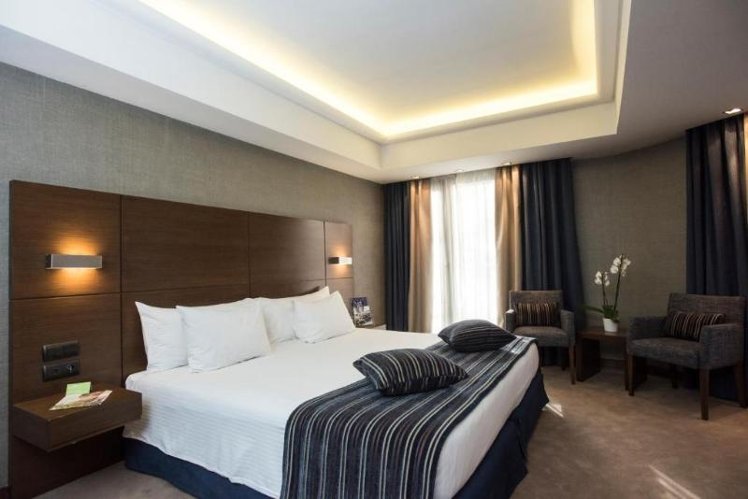JUNIOR SUITE DELUXE Room