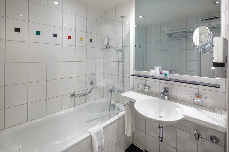 DOUBLE SINGLE USE STANDARD Room