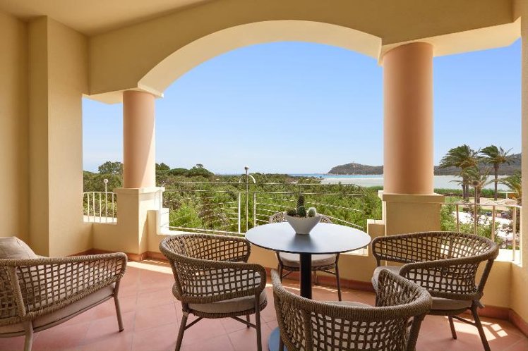 JUNIOR SUITE BAY VIEW Room
