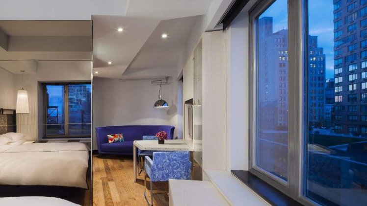 DOUBLE STANDARD Room