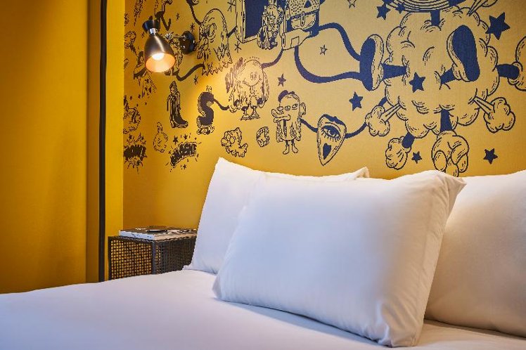 DOUBLE STANDARD Room