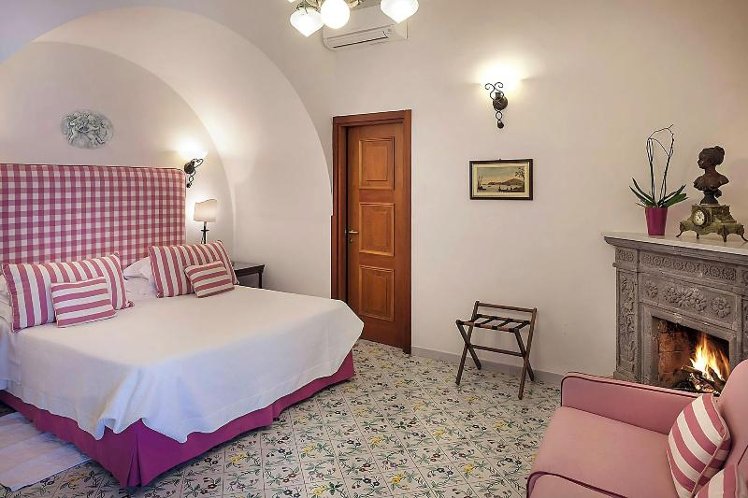 Double or Twin DELUXE SEA VIEW Room