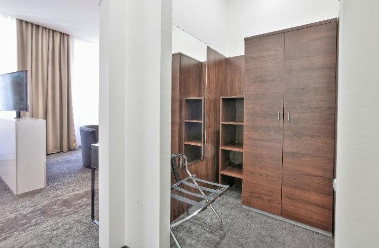 DOUBLE SUPERIOR Room