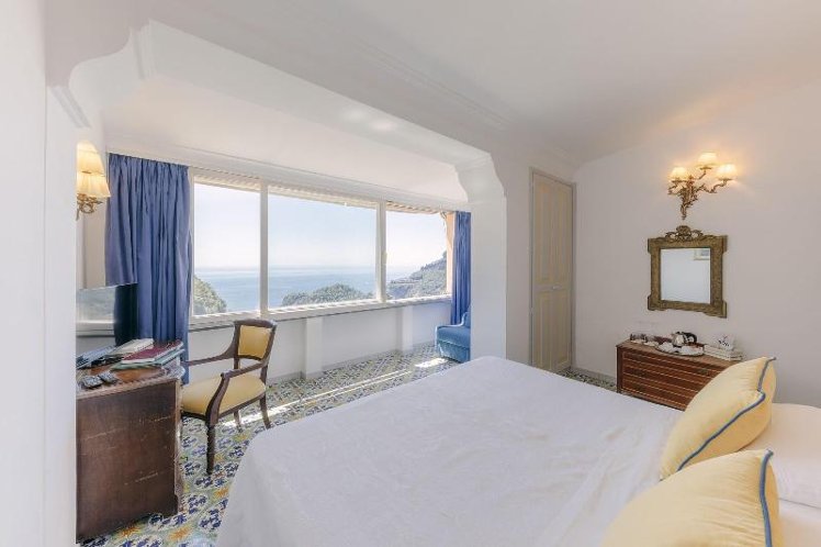 DOUBLE COMFORT Room