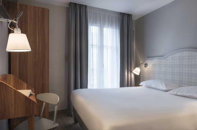 DOUBLE STANDARD Room