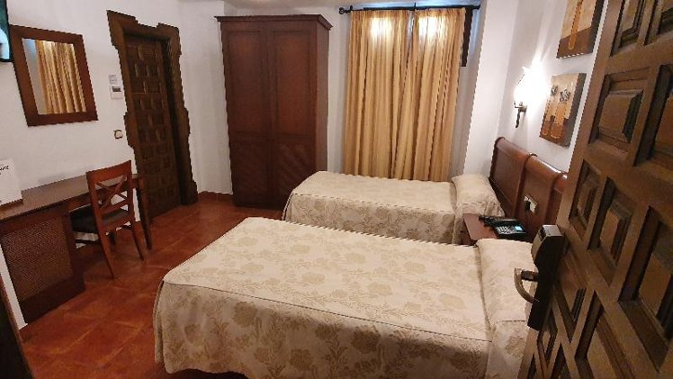 Double or Twin INNER Room
