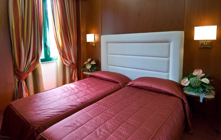 TWIN STANDARD Room