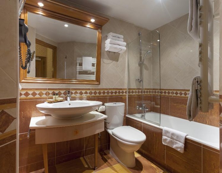 DOUBLE CLASSIC Room