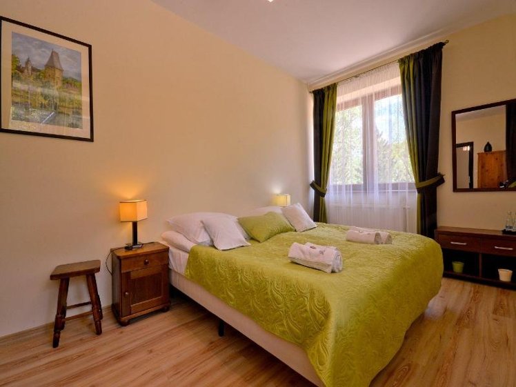 DOUBLE STANDARD Room