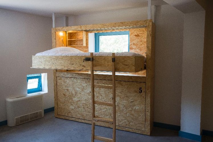 Bed in dormitory CAPACITY 6 ONE BEDROOM Room