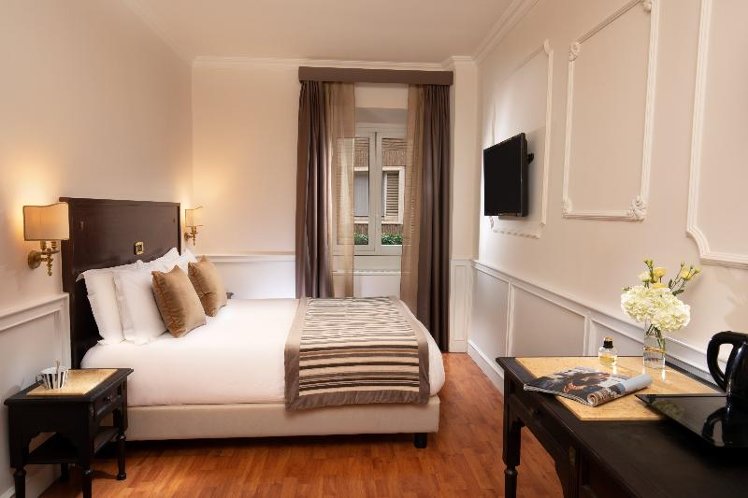 DOUBLE STANDARD Room