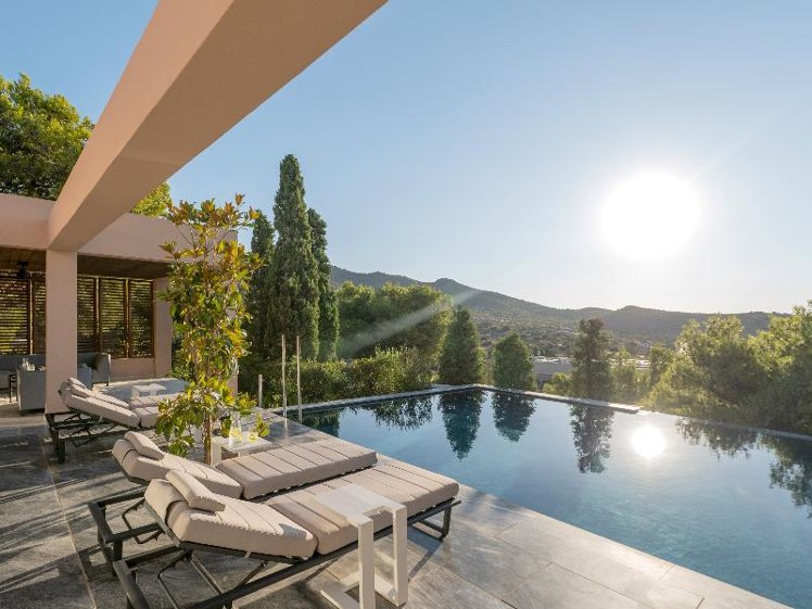 VILLA WITH PRIVATE POOL Room