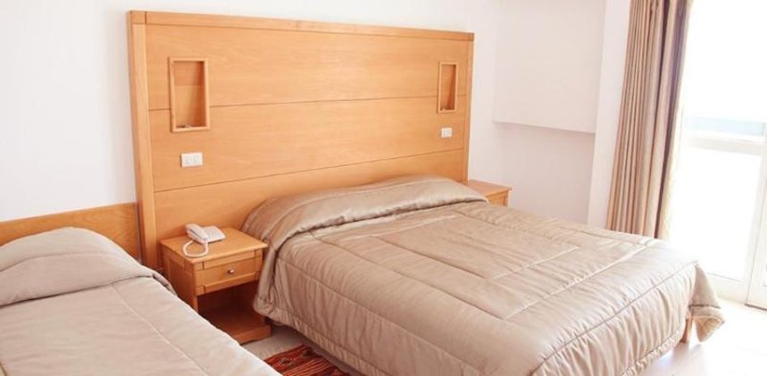 SINGLE STANDARD Room