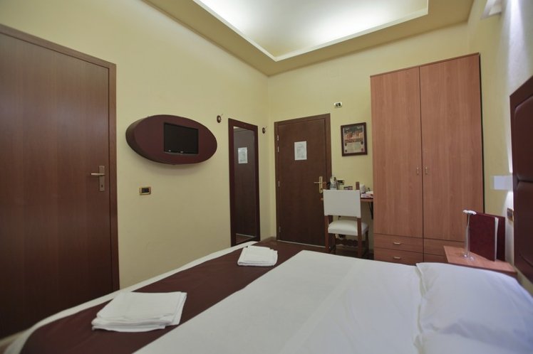 SINGLE CLASSIC Room