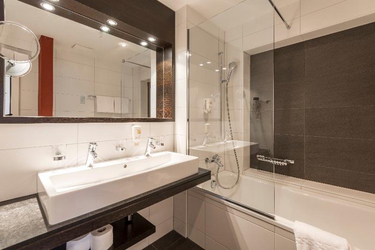 QUADRUPLE STANDARD Room