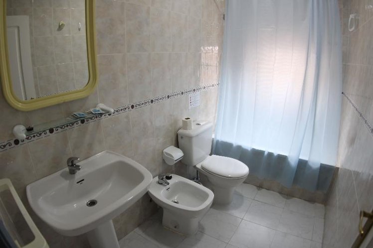 APARTMENT CAPACITY 6 TWO BEDROOMS Room