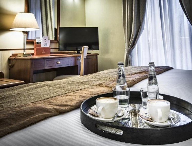 DOUBLE BUSINESS Room