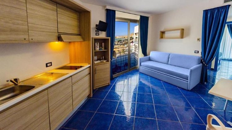 Astro Suite Hotel