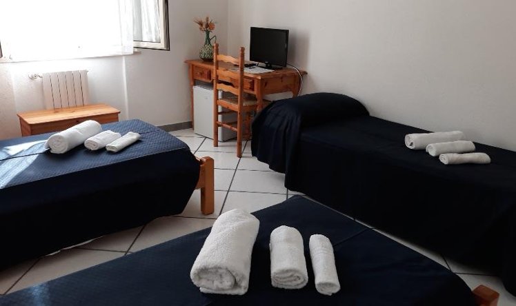 TRIPLE STANDARD Room