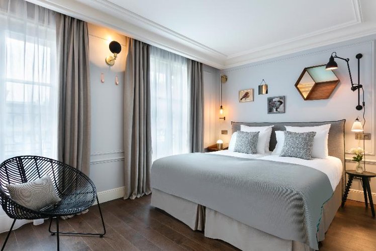 DOUBLE SUPERIOR Room