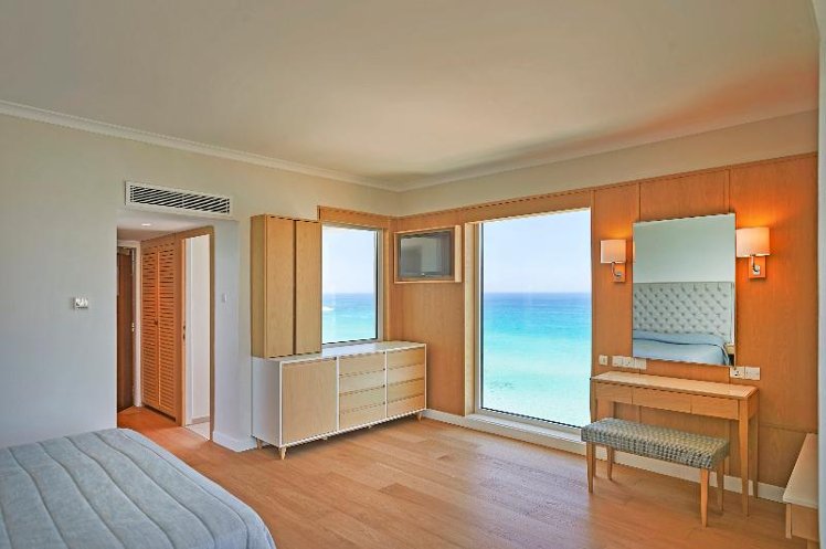 JUNIOR SUITE PREMIER Room