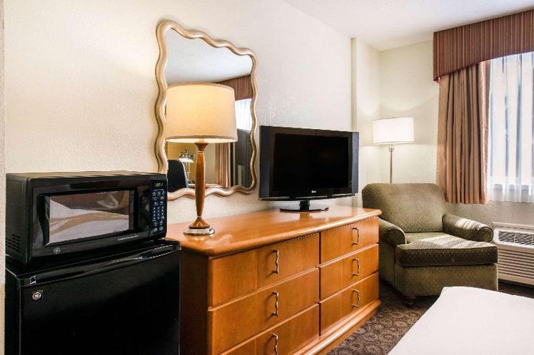 DOUBLE QUEEN BED NON SMOKING Room