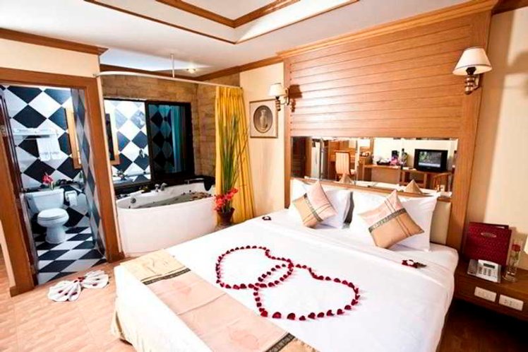 Bangkok Residence Patong