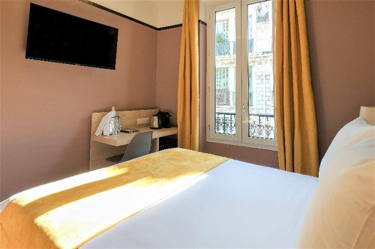 DOUBLE STANDARD Room