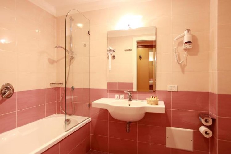 Double or Twin SUPERIOR WITH BALCONY Room
