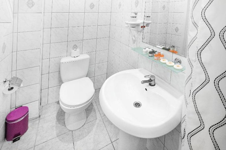 TRIPLE STANDARD Room
