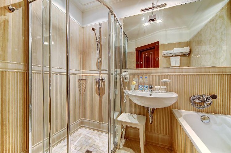 DOUBLE SINGLE USE DELUXE Room