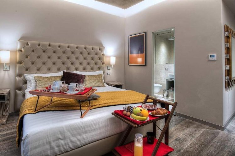 DOUBLE SUPERIOR QUEEN BED Room