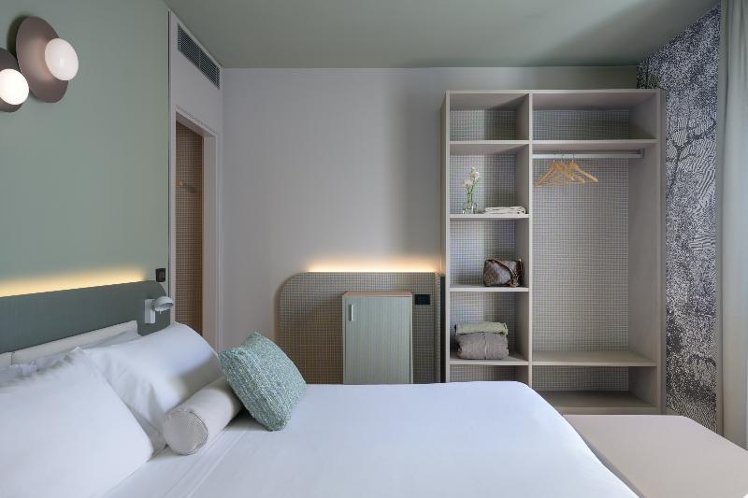 TRIPLE CLASSIC Room