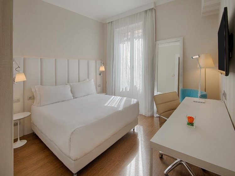 DOUBLE SINGLE USE STANDARD Room