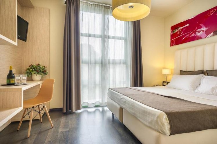 DOUBLE SINGLE USE STANDARD Room