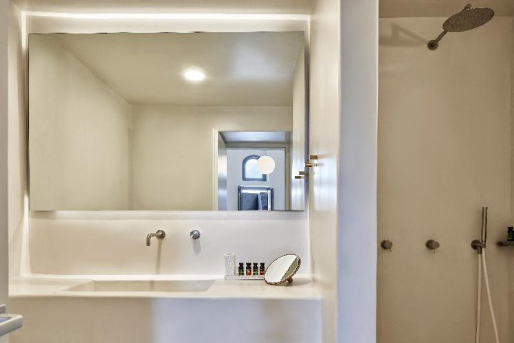 SUITE WITH JACUZZI Room