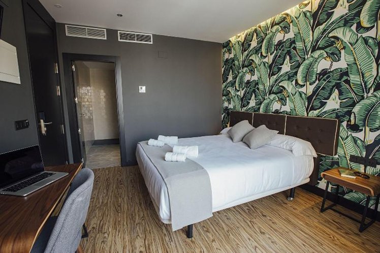 DOUBLE SUPERIOR CITY VIEW Room