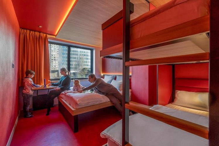 QUADRUPLE STANDARD Room