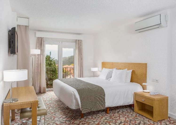 APARTMENT CAPACITY 4 Room