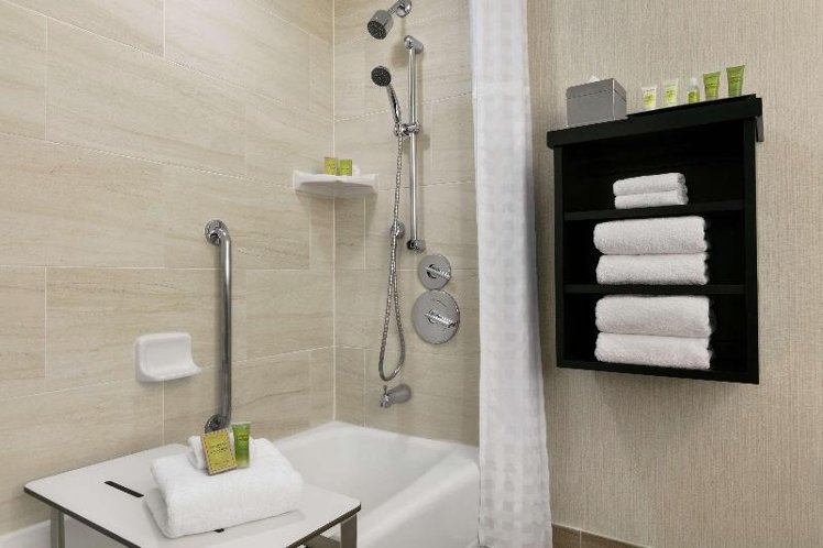 DOUBLE TWO QUEEN BEDS Room