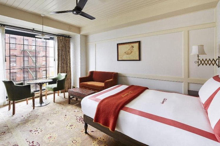DOUBLE SUPERIOR Room