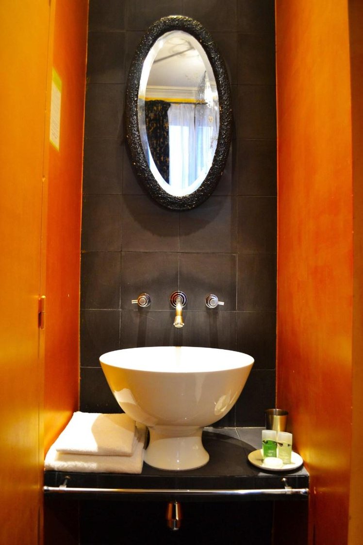DOUBLE STANDARD Room
