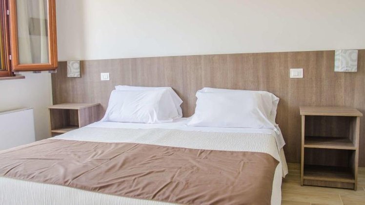DOUBLE STANDARD Room