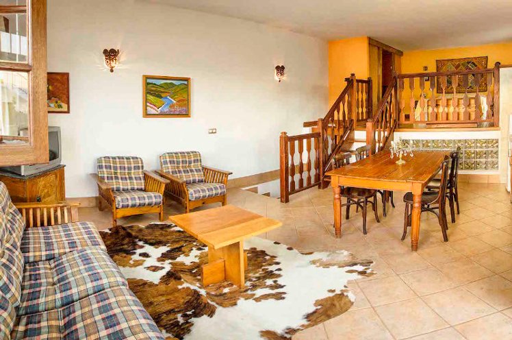 APARTMENT CAPACITY 4 Room
